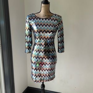 Beautiful Sequined Dress For Fall!! Juniors Size Medium and Like New!!